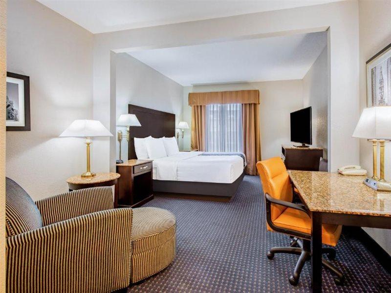 La Quinta By Wyndham Mt. Laurel - Philadelphia Hotel Mount Laurel Buitenkant foto