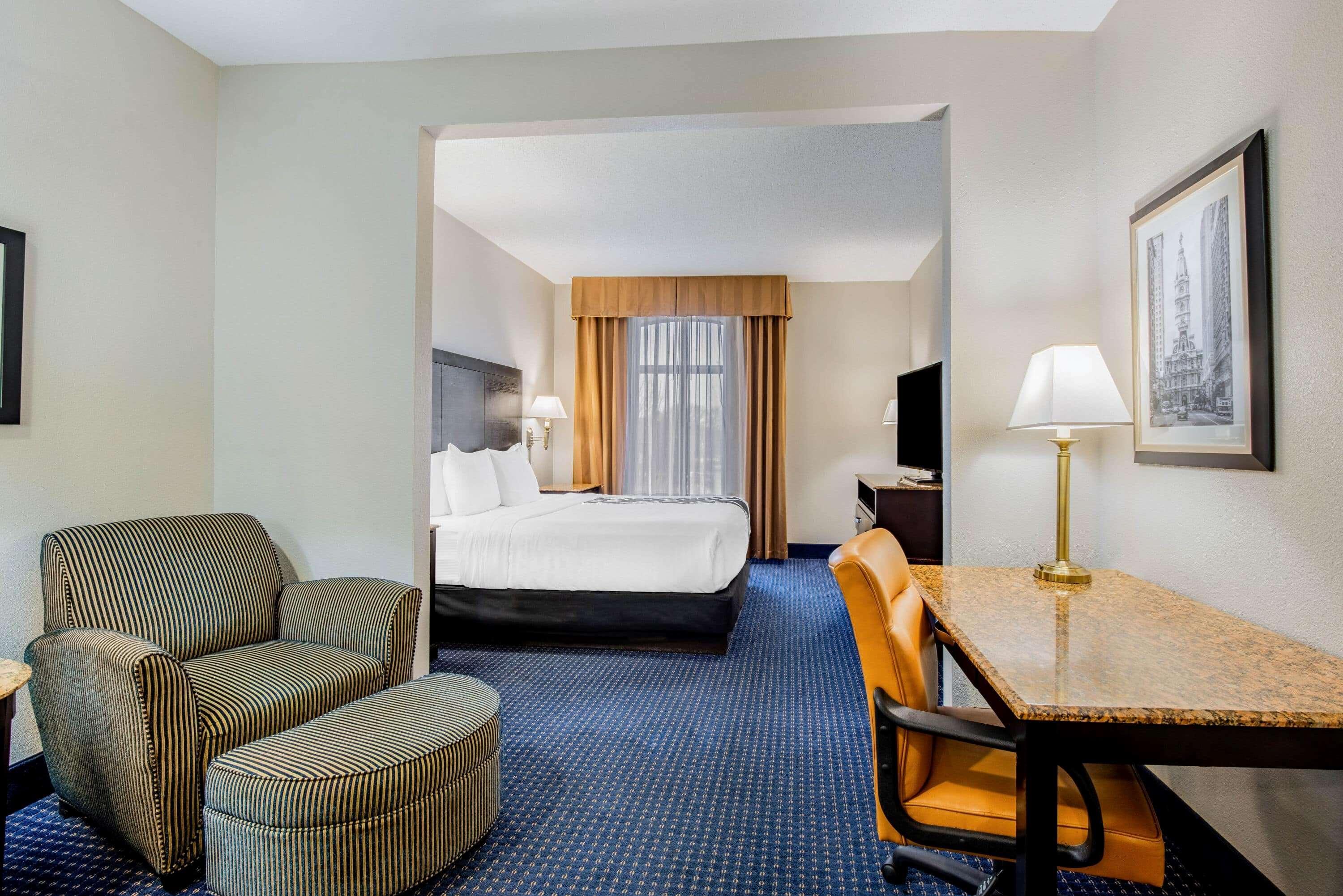 La Quinta By Wyndham Mt. Laurel - Philadelphia Hotel Mount Laurel Buitenkant foto
