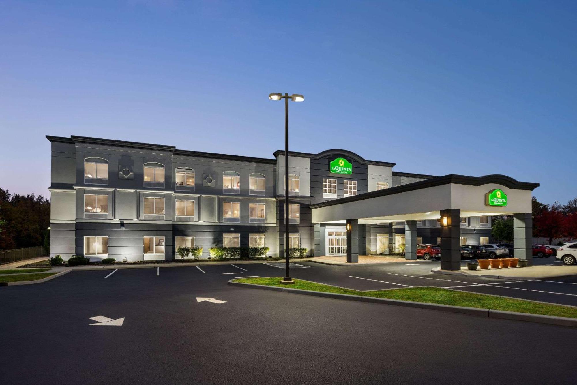 La Quinta By Wyndham Mt. Laurel - Philadelphia Hotel Mount Laurel Buitenkant foto